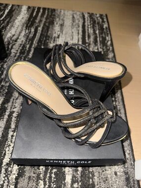 Kenneth Cole New York Bethh 95 Stiletto Sandals 9 Hematite
